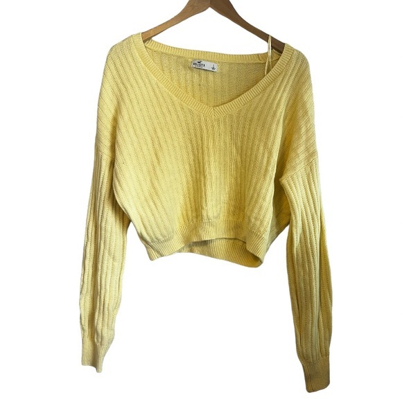 Hollister Yellow Soft Warm Cropped V Neck Sweater Size Large - Picture 1 of 7